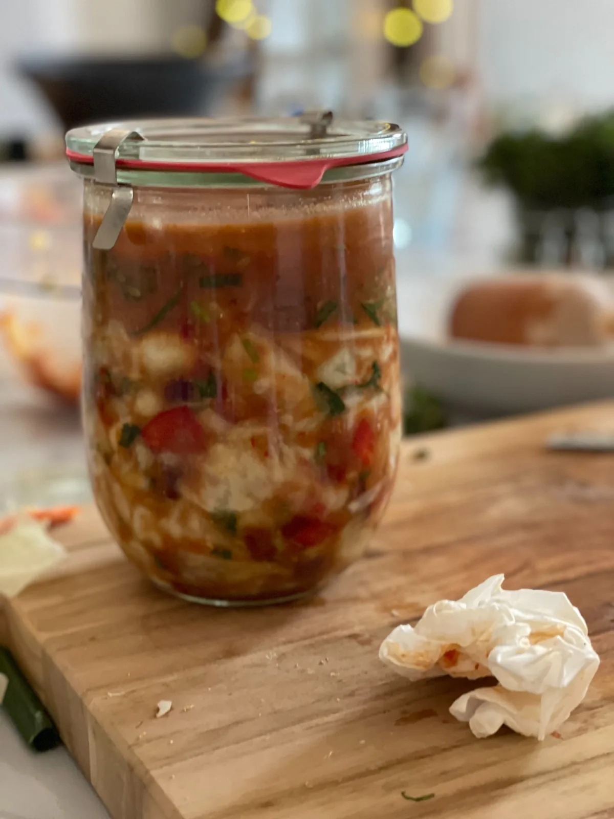 Hausgemachtes Kimchi im Glas